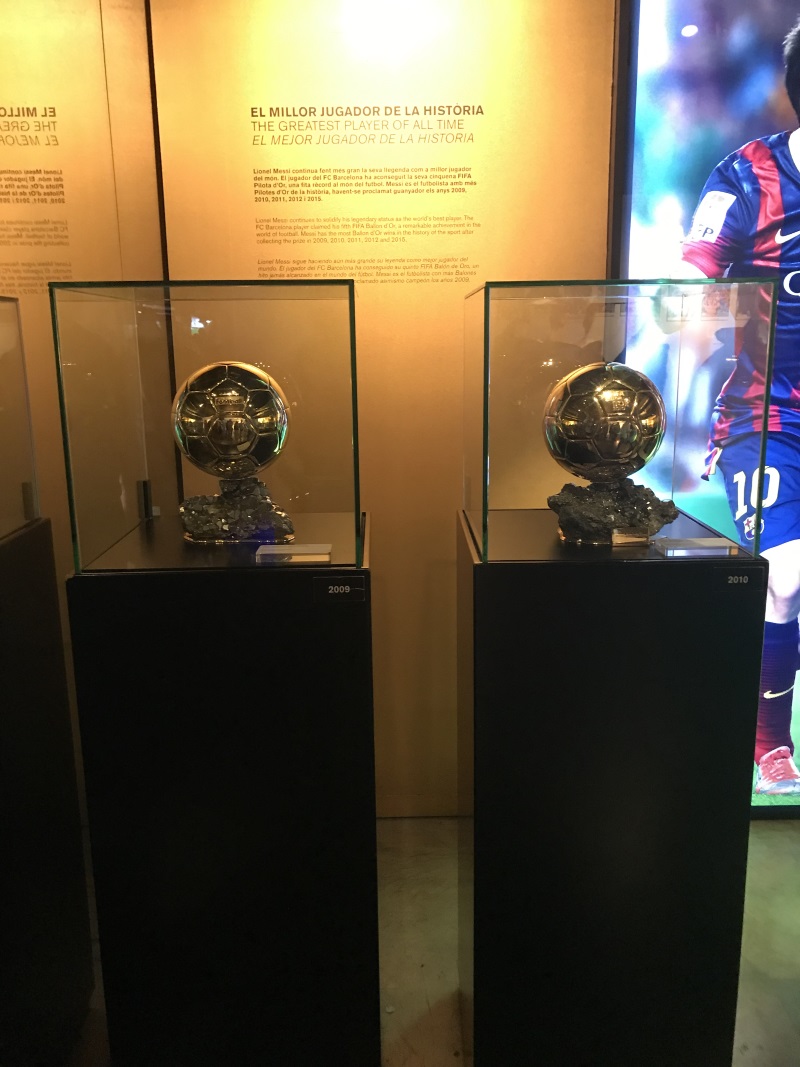Camp Nou múzeum Messi aranylabdái