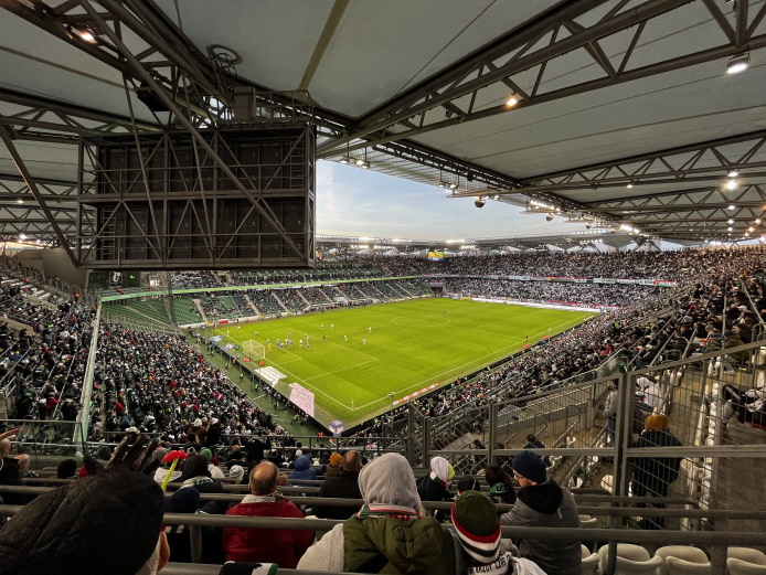 Stadion Wojska Polskiego inside
